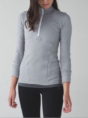 LULULEMON Kanto Catch Me Half Zip (US 2)